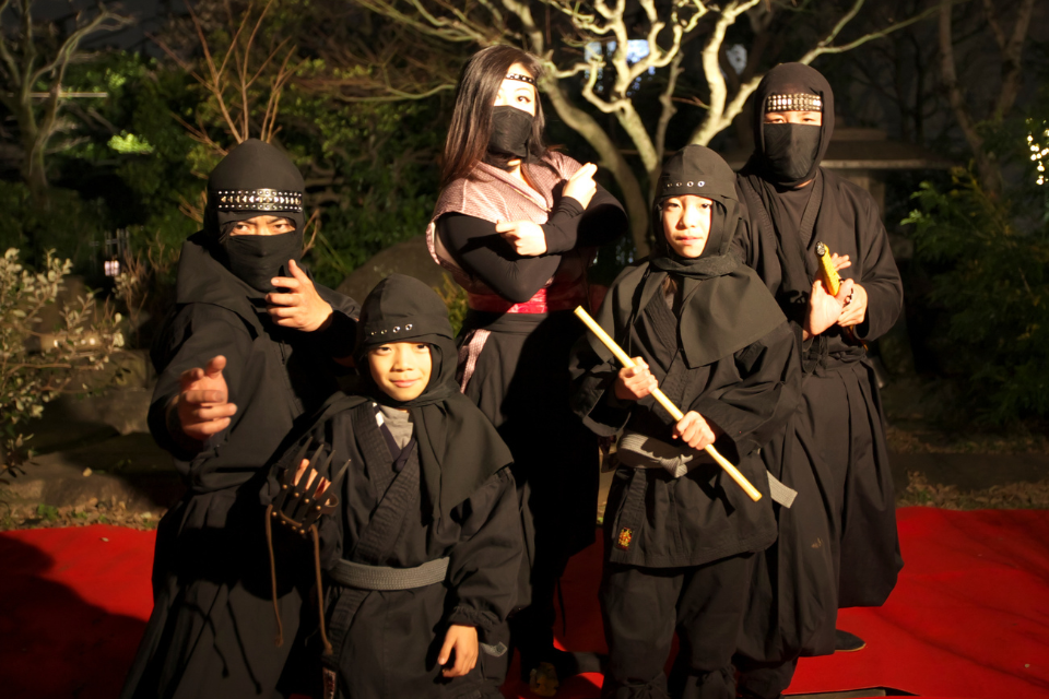 忍者体验 亲身体验忍者精神 | 外国人和贵宾的娱乐和款待：MOTENAS JAPAN